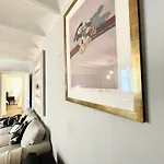 Chic Riverside 3-room Next To San Niccolo Διαμέρισμα *