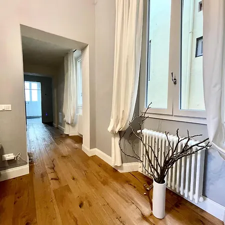 Apartmán Chic Riverside 3-room Next To San Niccolo Florencie