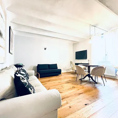 Apartmán Chic Riverside 3-room Next To San Niccolo
