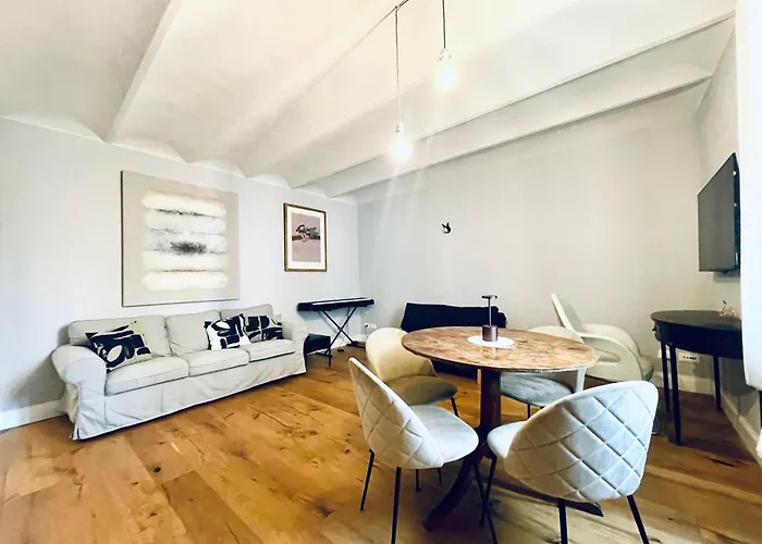 Chic Riverside 3-room Next To San Niccolo شقة *